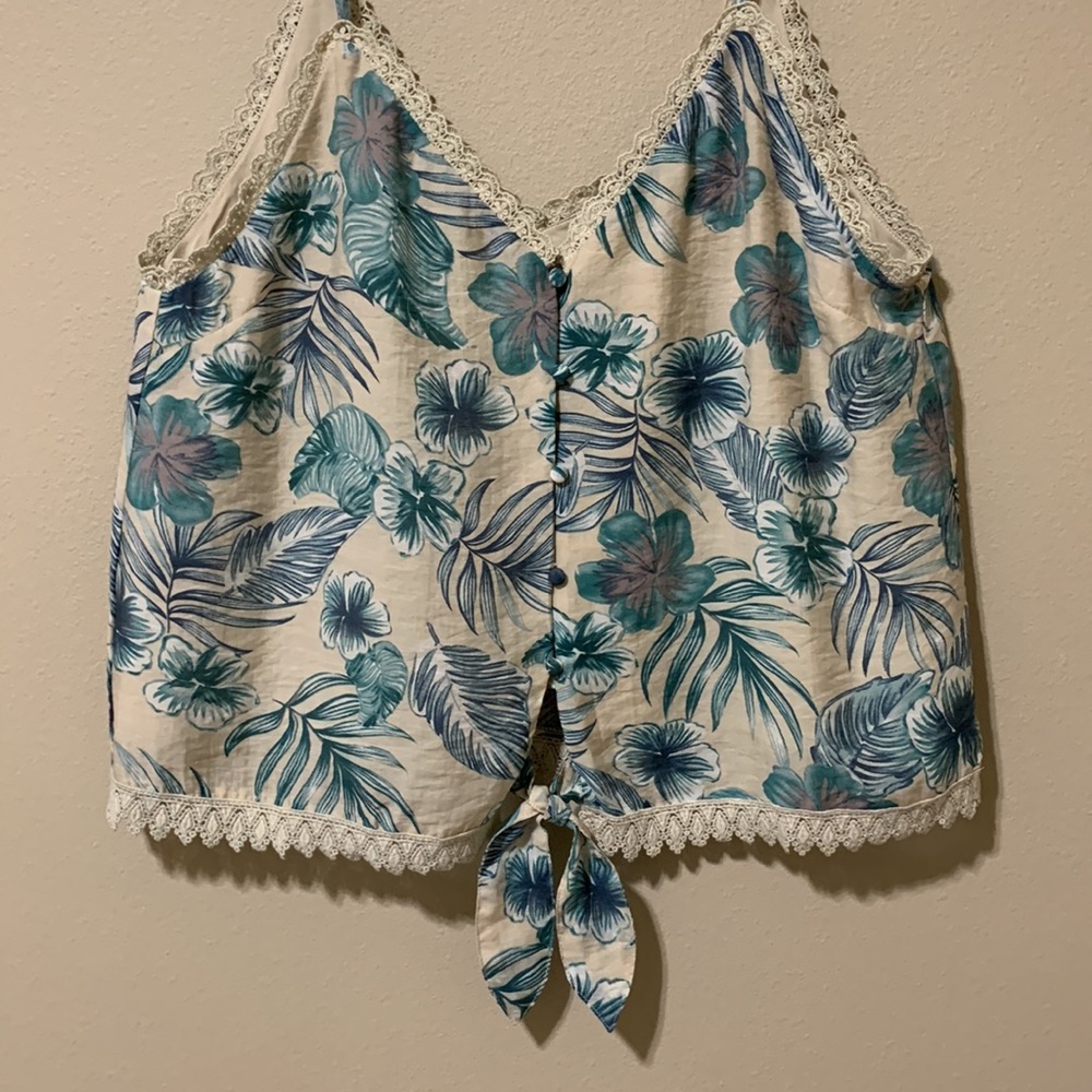 Miss Me Women’s Floral Print Lace Trim Cami-Size M NWT - Picture 2 of 10